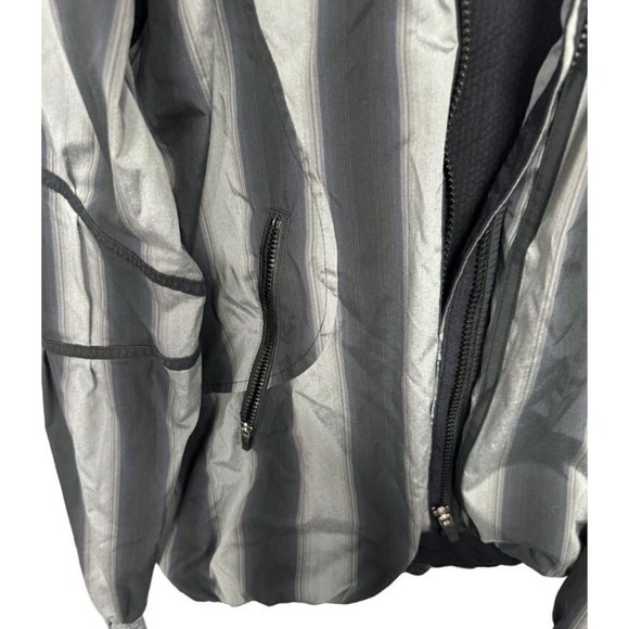 Lu Lu Lemon | black and gray women's thin dance studio zip up jacket | size 6 - Picture 2 of 9